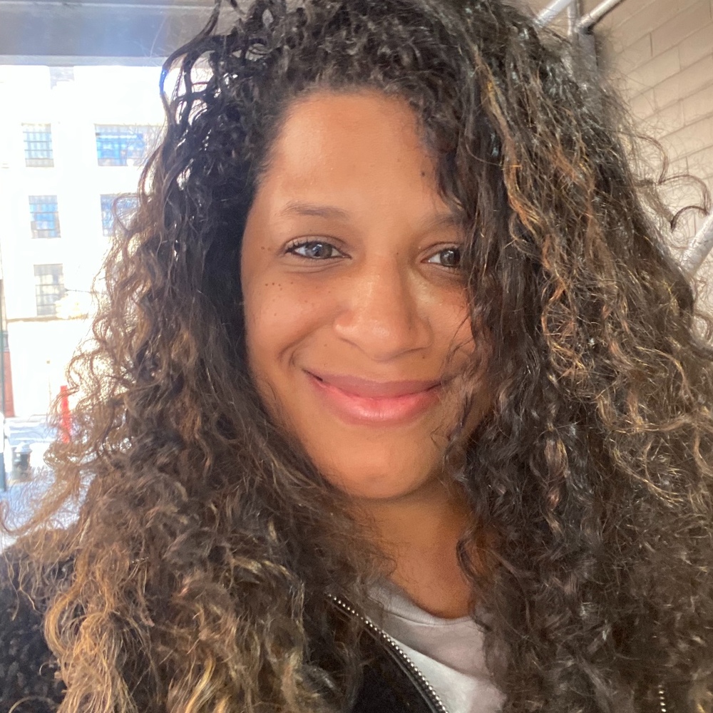 Meet your Posher, Noemi